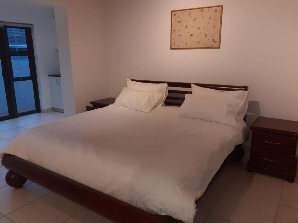 Mozy Guest House 루헹게리 외부 사진